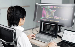 响水 ,php声明和调用变量的符号是什么？